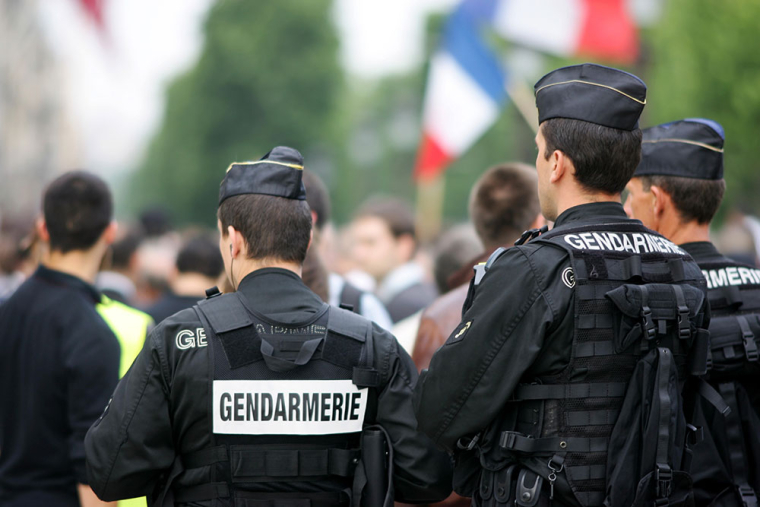 Grades et carrières - Devenir gendarme avec France Enseignement