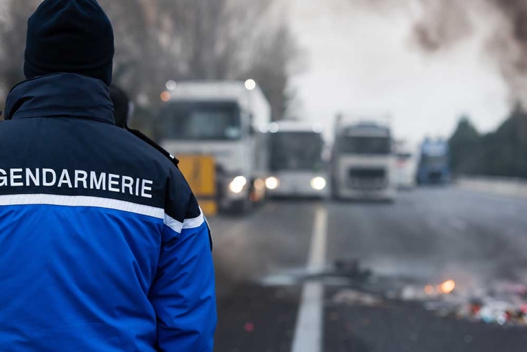 Grades et carrières - Devenir gendarme avec France Enseignement