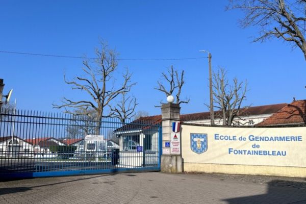 ecole de gendarmerie de fontainebleau