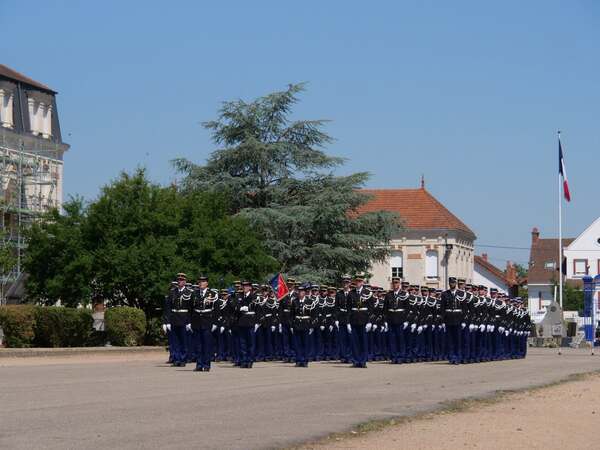 ecole gendarmerie montluçon